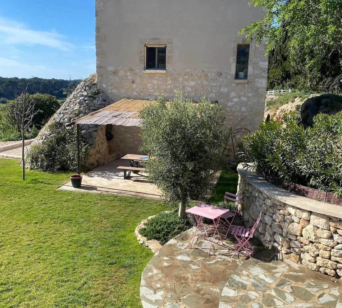 La Maison De Leo Saint-Mitre-les-Remparts